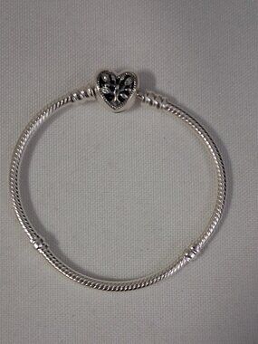 Pandora Moments Heart & Snake Chain Bracelet – Style #598827C01-16